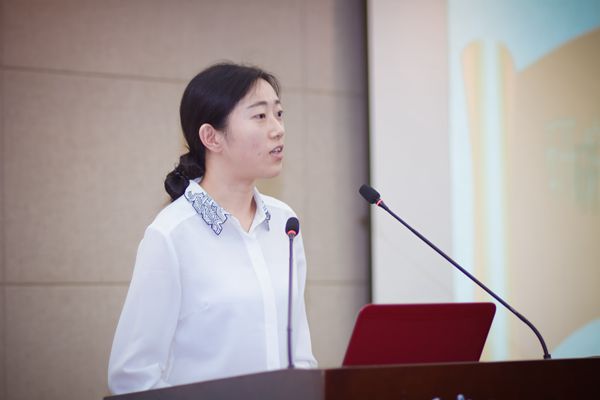 研究生发言1._副本.jpg